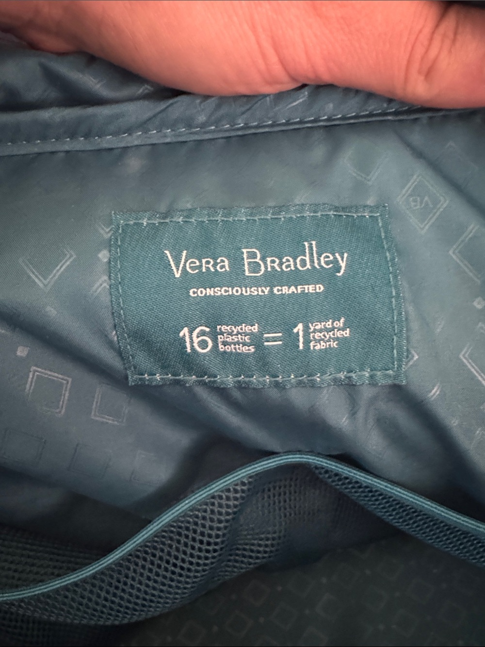 Vera Bradley ReActive Weekender Travel Bag Perennials Gray Floral - Picture 2 of 8